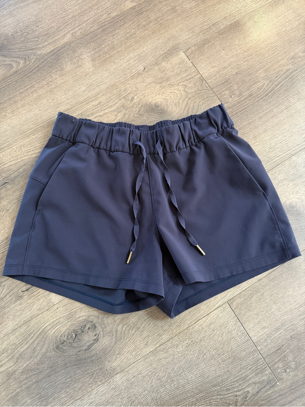 Women's Lululemon On the Fly Shorts Navy blue